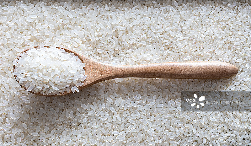 木勺和大米图片素材