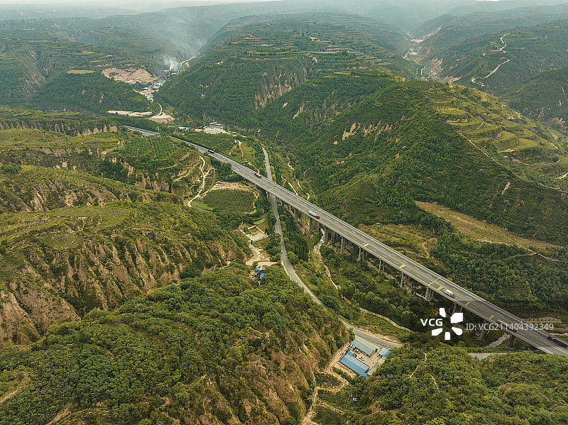 山间小路图片素材