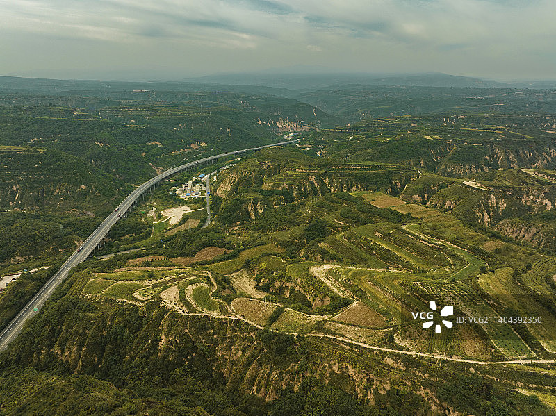 山间小路图片素材