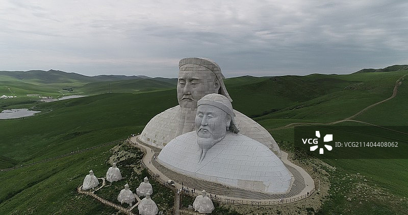 内蒙古霍林郭勒市：可汗山，巨大蒙元兵阵，大汗头像高达50米图片素材