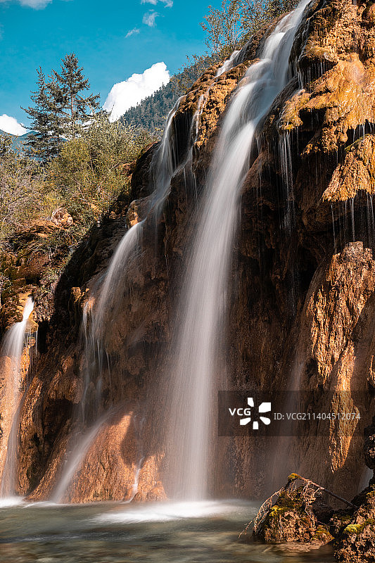 九寨沟珍珠滩瀑布图片素材