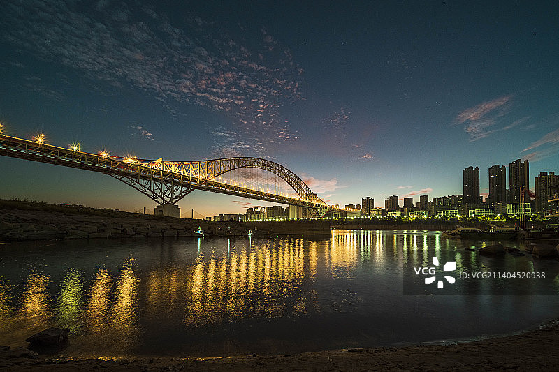 重庆朝天门大桥日出夜景图片素材