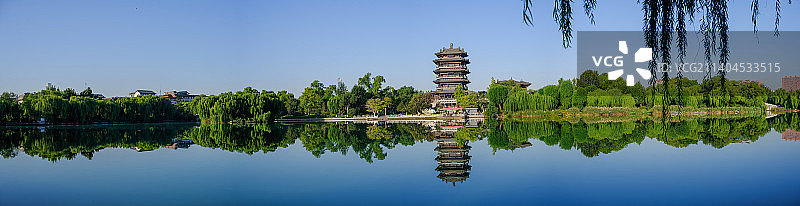 中国山东济南大明湖全景风光图片素材