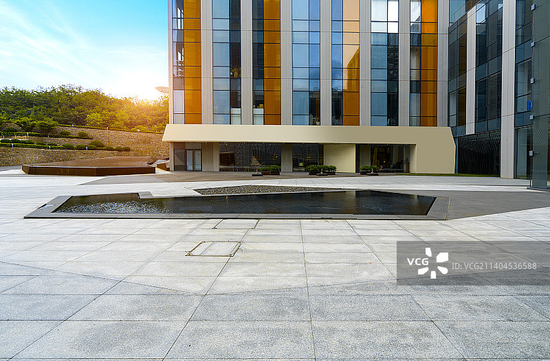 青岛创客公园广场和写字楼图片素材