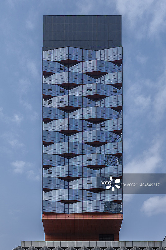 蓝天下的建筑物图片素材