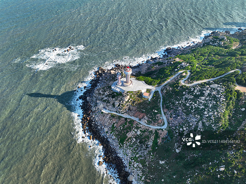 广东省汕头市南澳县南澳岛生态旅游区三囱崖灯塔航拍图片素材