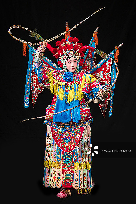 京剧演员表演穆桂英图片素材