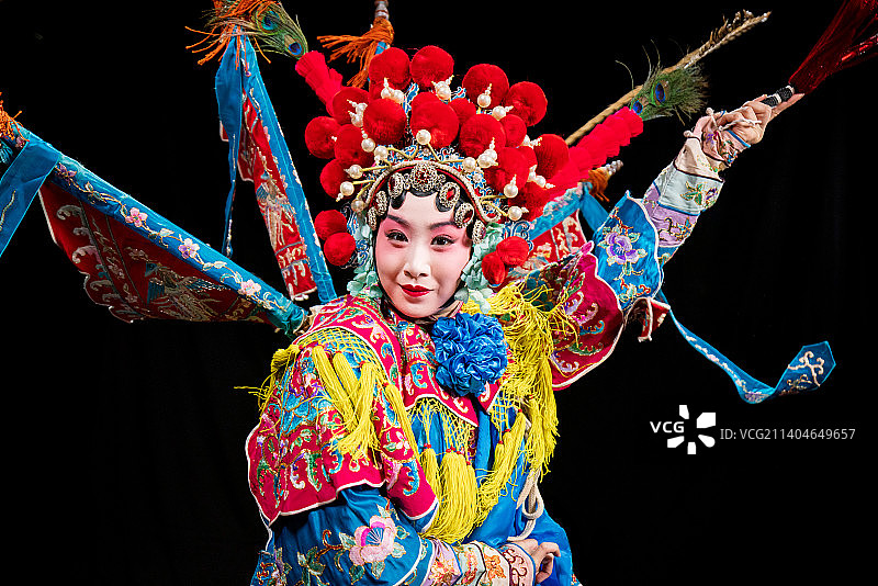 京剧演员表演穆桂英图片素材