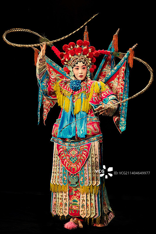 京剧演员表演穆桂英图片素材