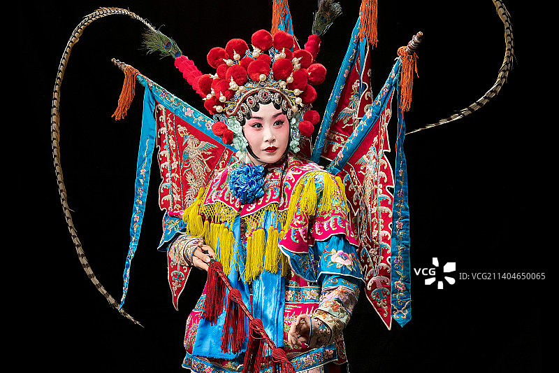京剧演员表演穆桂英图片素材