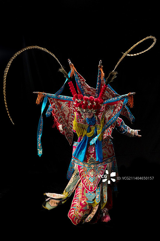 京剧演员表演穆桂英图片素材