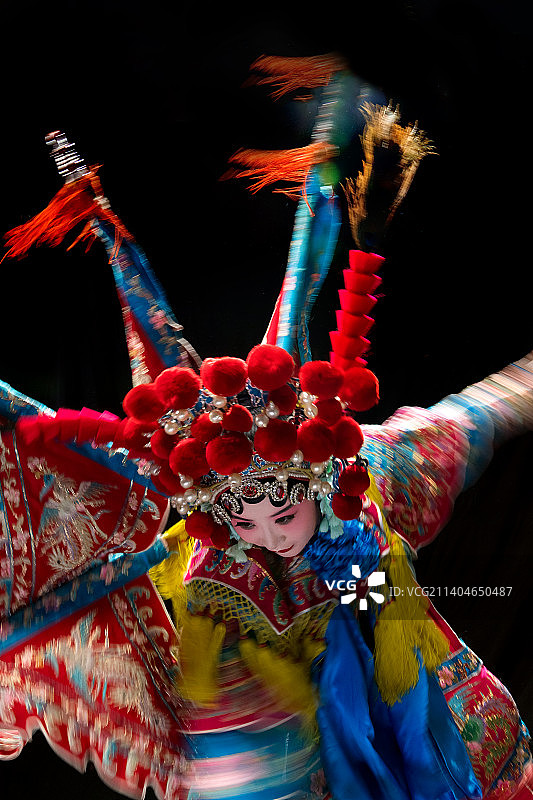 京剧演员表演穆桂英图片素材