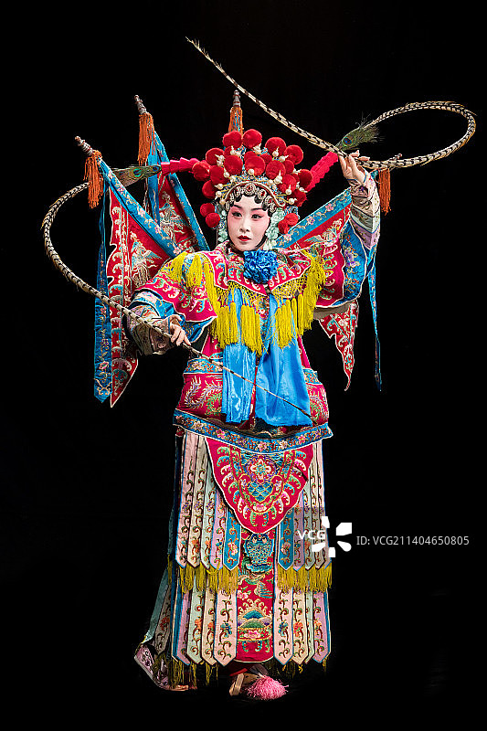 京剧演员表演穆桂英图片素材