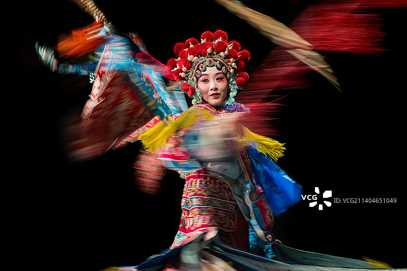 京剧演员表演穆桂英图片素材