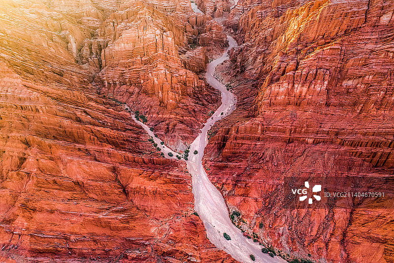 库车天山神秘大峡谷图片素材