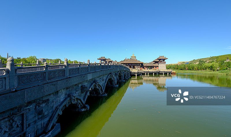 中国山西大同云冈石窟七孔桥延伸到灵岩寺图片素材