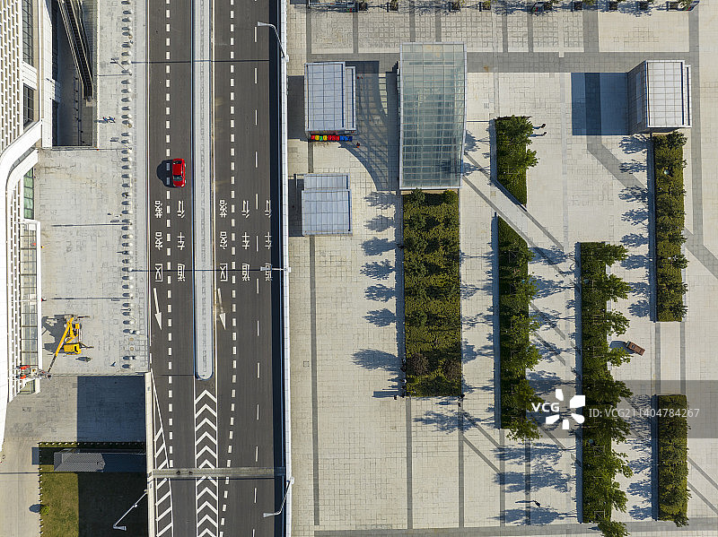 高视角车站广场图片素材