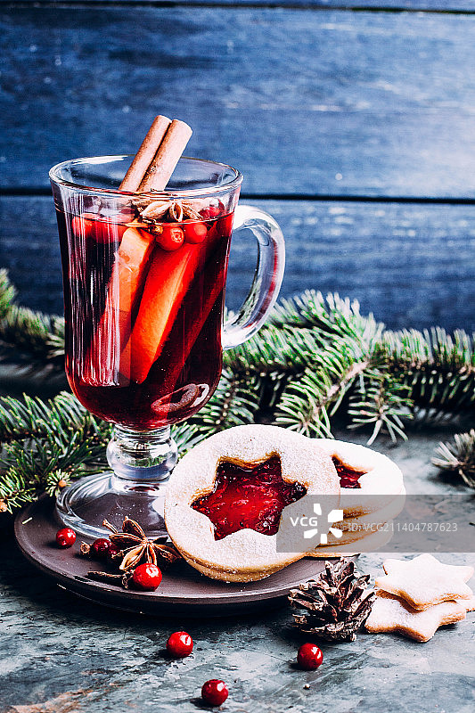 覆盆子蓝莓饮品特写图片素材