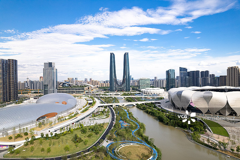 航拍2022杭州亚运会奥体中心体育馆图片素材