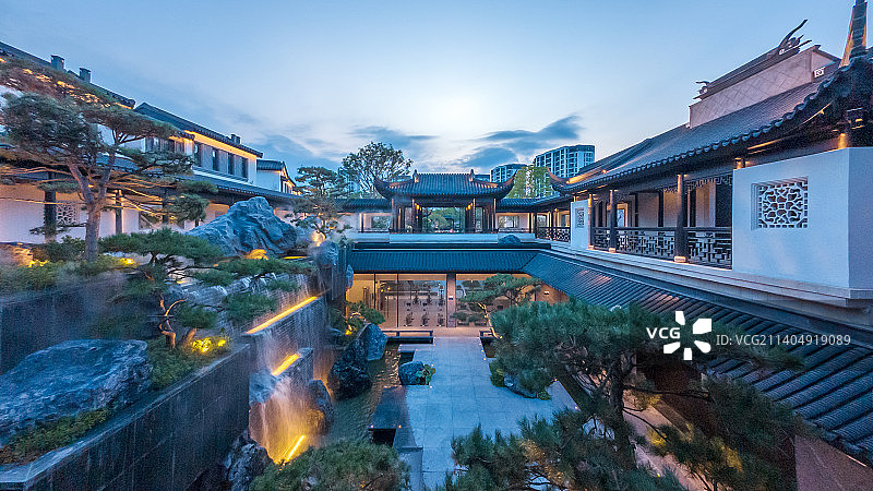 中式建筑传统和园别墅夜景图片素材