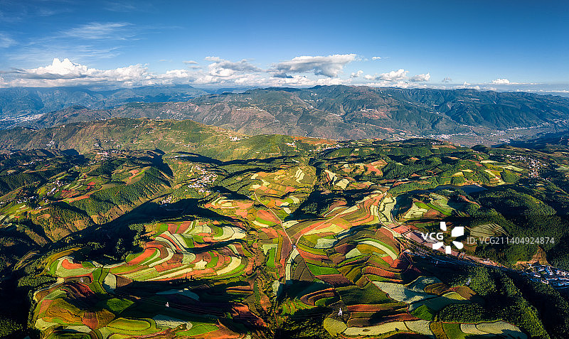 云南昆明东川红土地的航拍全景图图片素材