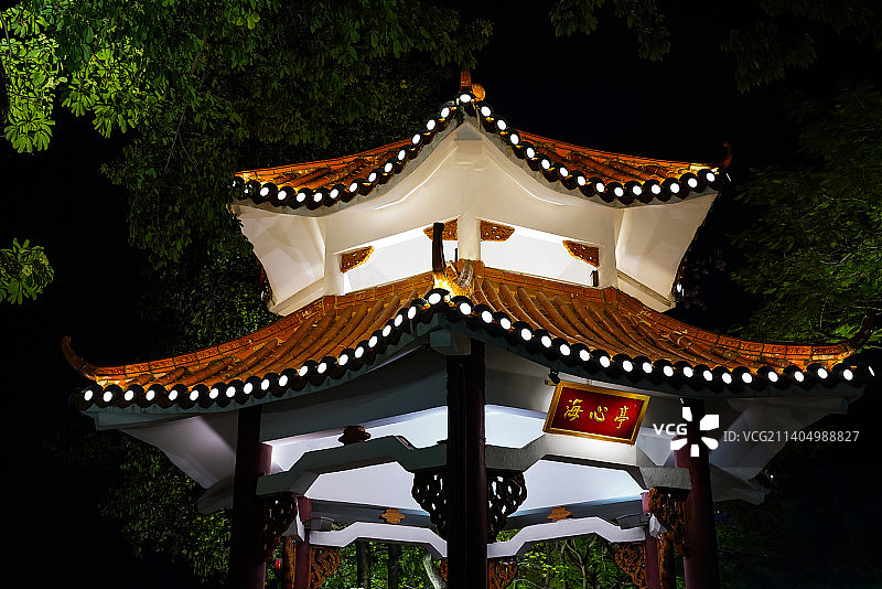 中式园林建筑夜景图片素材