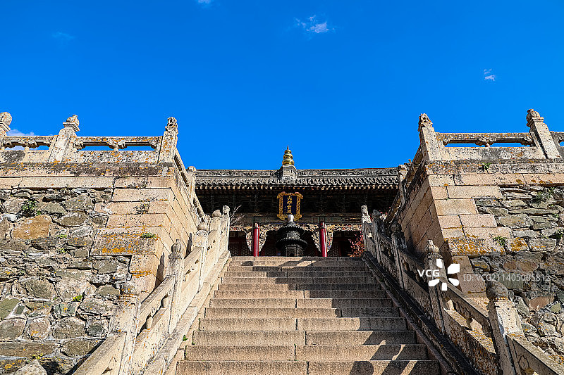 山西五台山南山寺建筑风光图片素材