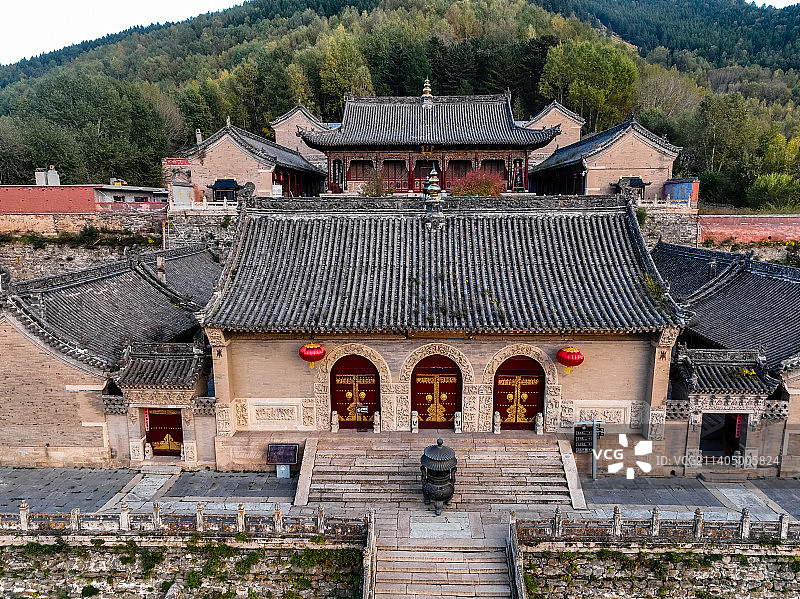 山西五台山南山寺建筑风光图片素材