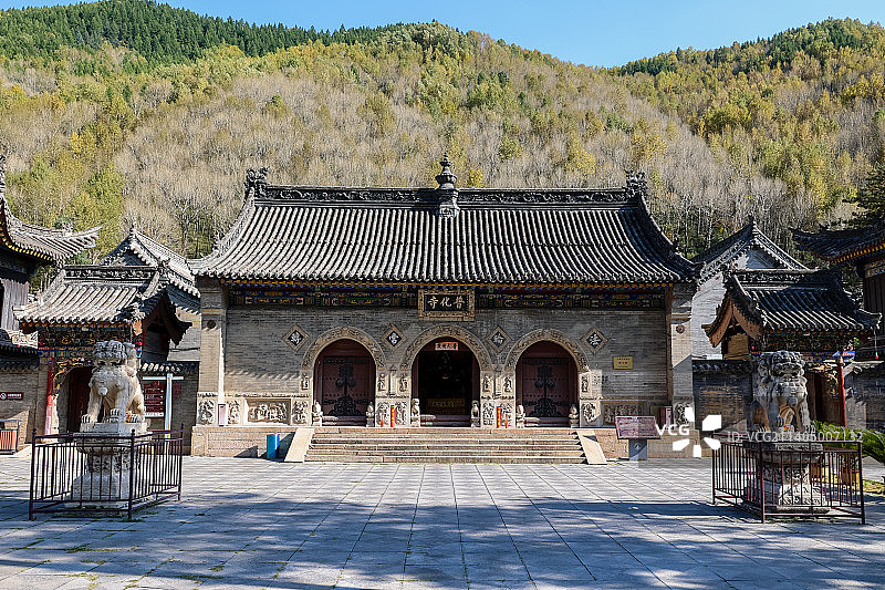 山西五台山普化寺建筑风光图片素材