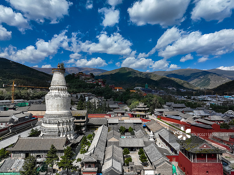 山西五台山塔院寺建筑风光图片素材