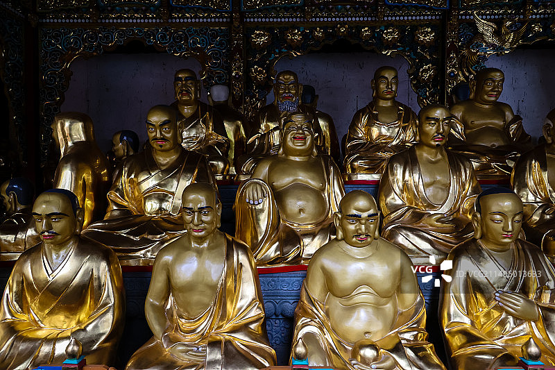 山西五台山显通寺风光图片素材