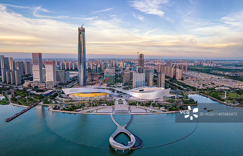 吴江苏州湾黄金湖旅游区太湖新城航拍日落图片素材