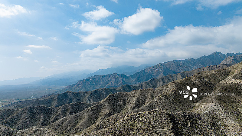 宁夏贺兰山风光蓝天白云秋天风光图片素材