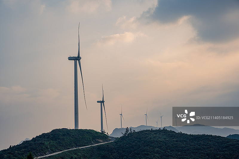 重庆石柱刀背梁风力发电机图片素材