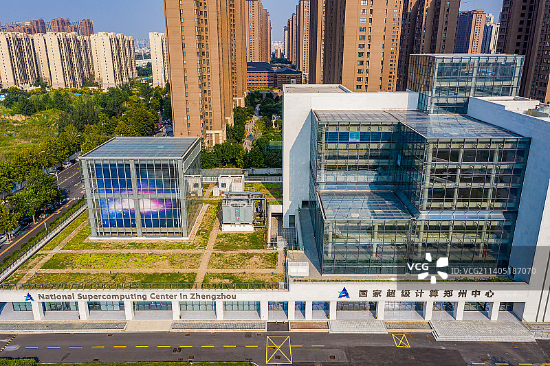航拍国家超级计算郑州中心（暨河南省超级计算中心）建筑外景图片素材