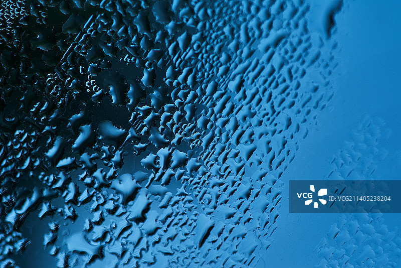 泰国湿玻璃窗特写图片素材