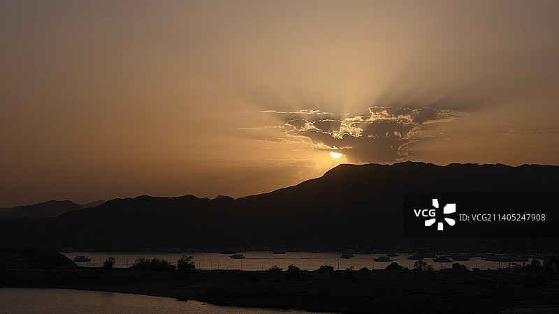 埃及日落时分山脉剪影风光图片素材