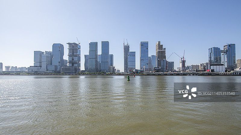 广州琶洲金融城城市天际线图片素材