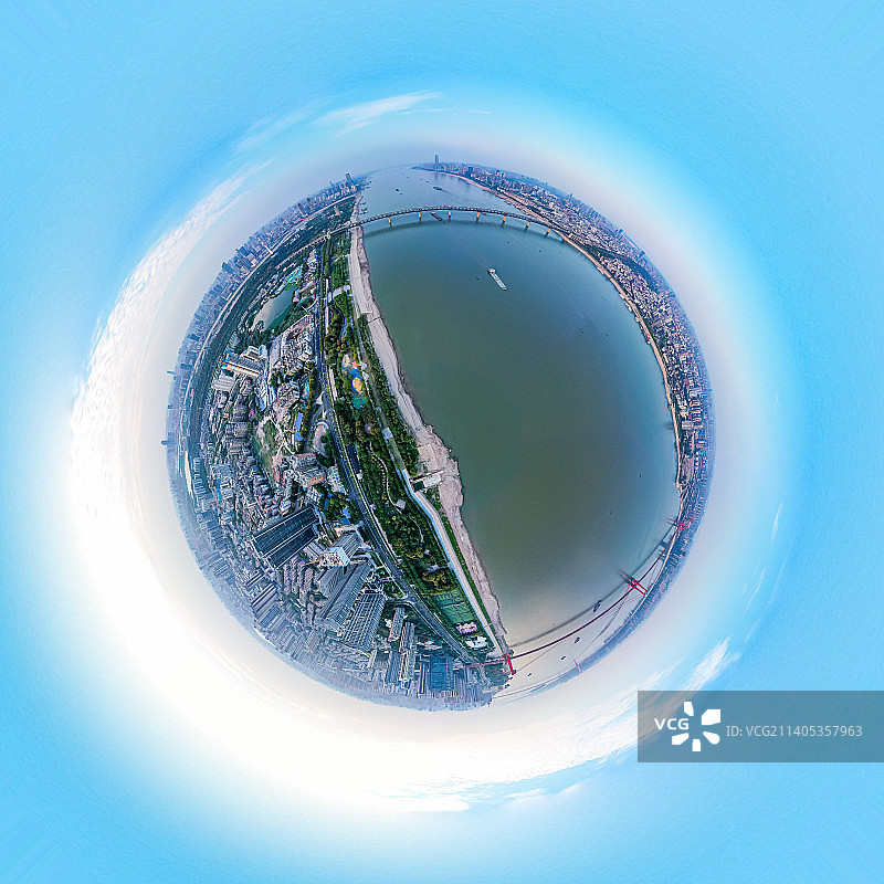 航拍长江湖北武汉段（武汉长江大桥-鹦鹉洲长江大桥段）720度球形全景图图片素材