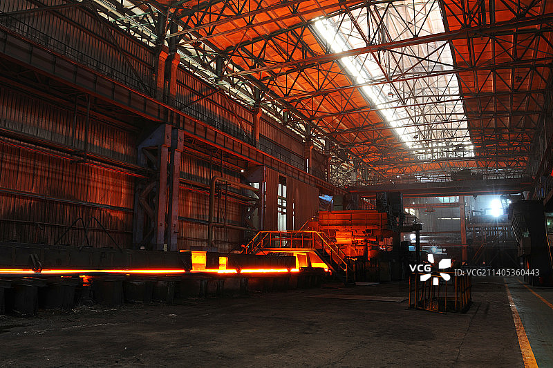 河北唐山，炼钢，轧钢。图片素材