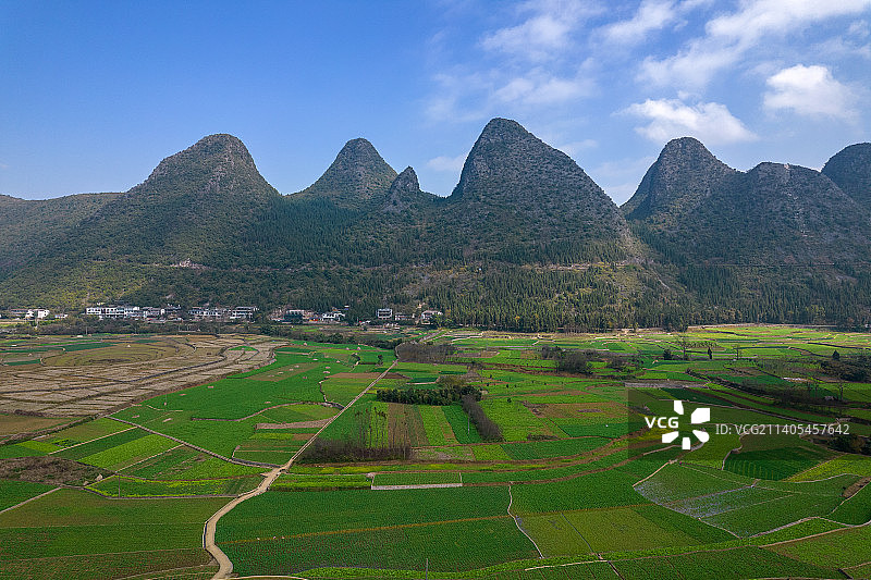 中国贵州黔西南兴义市万峰林风光图片素材