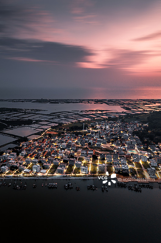 湛江雷州渔村海角村图片素材
