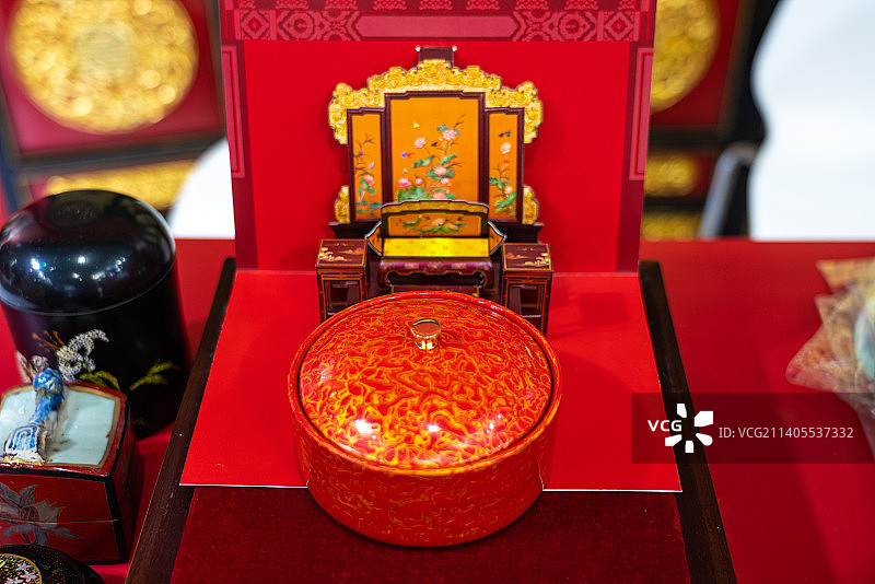 中国传统漆雕（漆绘）美术手工艺品图片素材