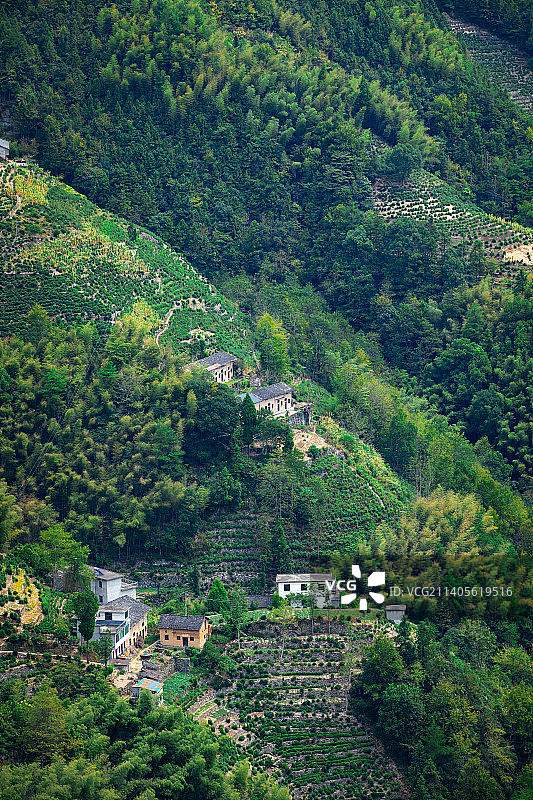 安徽省黄山市歙县皖南高山村落居住地图片素材
