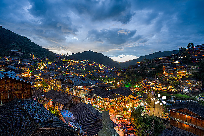 贵州省凯里市西江千户苗寨夜景图片素材