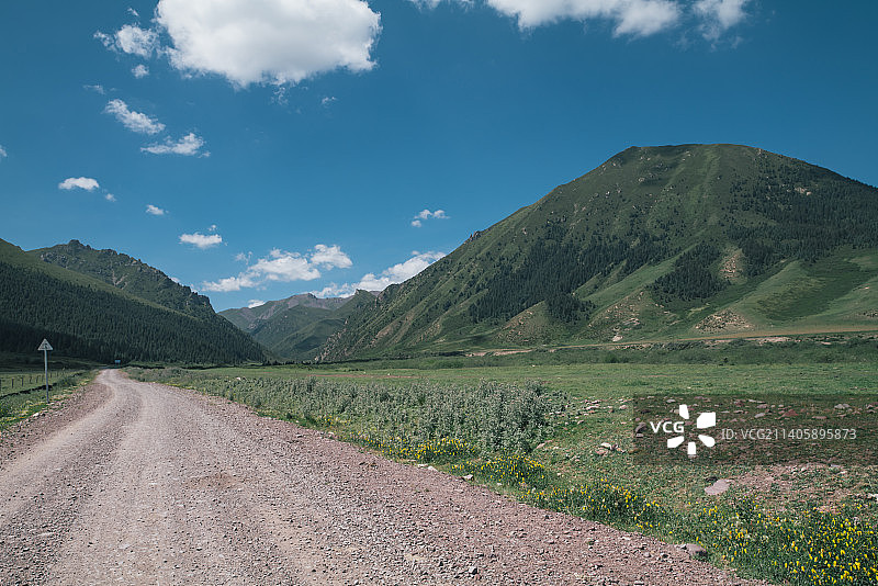 汽车广告背景图-祁连山图片素材