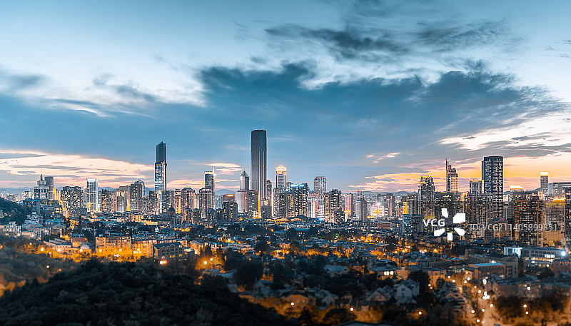大连市区炮台山视角夜景全景图片素材