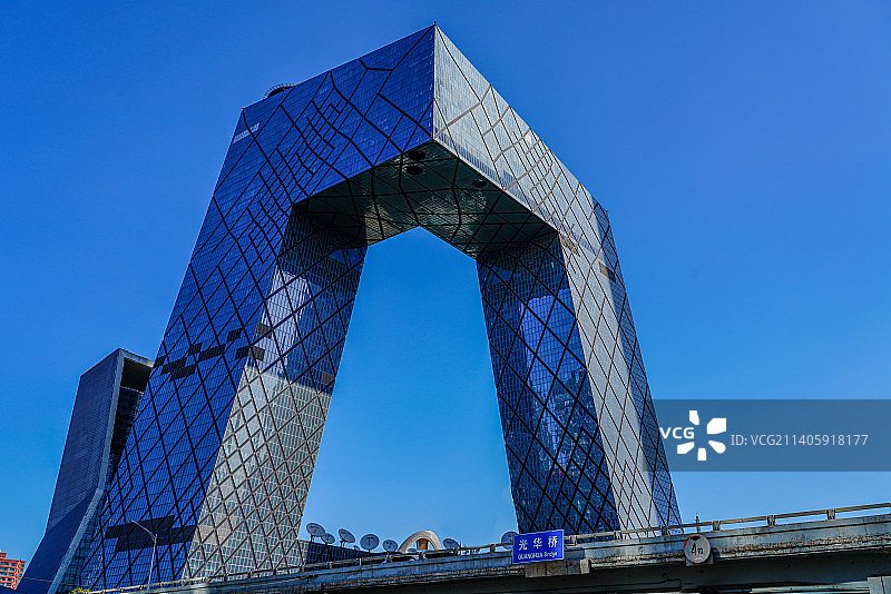 北京中央电视台总部大楼图片素材