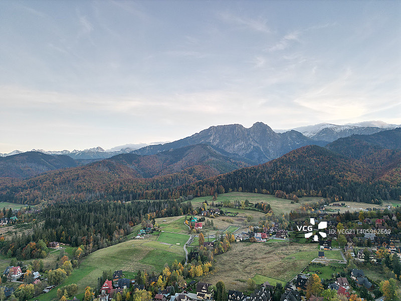 波兰城镇景观高角度视图图片素材