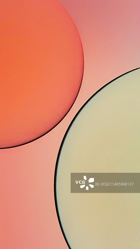 印度北方邦加济阿巴德彩色玻璃杯特写图片素材